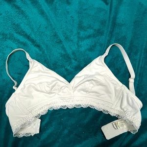 New Looks White Nursing Bra 32C